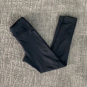 Victoria’s Secret Incredible Essential Legging